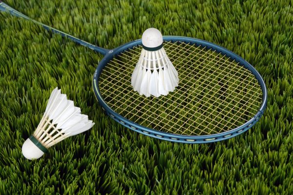 Ace your shots: How to play badminton right