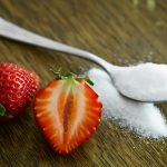 What should a kidney stone patient eat?