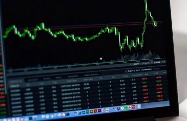 How to choose a stockbroker before you start trading